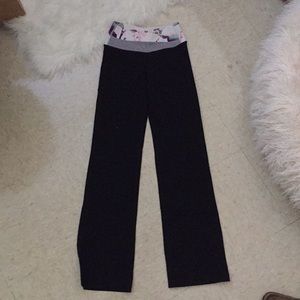 lululemon yoga pants